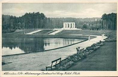 Allenstein - Abstimmungsdenkmal mit Zlch-Platz